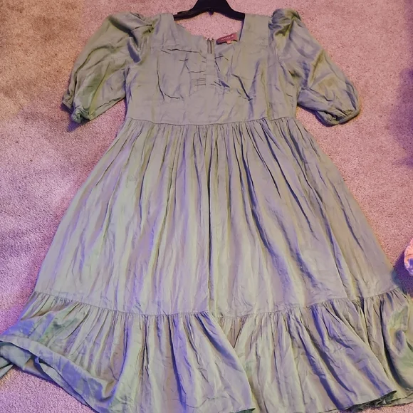 JessaKae Green Ruffled Tiered Sundress with Puff Sleeves - Picture 1 of 3